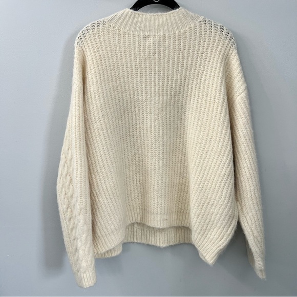 Universal Threads Cream Cable Knit Mock Collar Sweater Extra Large Super Soft - Picture 10 of 11